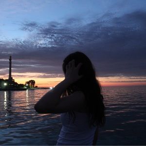 Meet your Posher, Lily